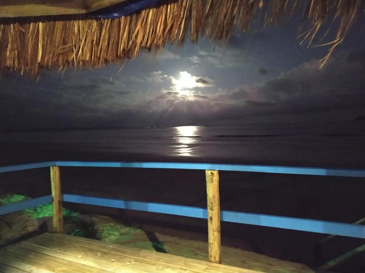 Pousada Oceano Azul, Beira Mar メーウ島 エクステリア 写真